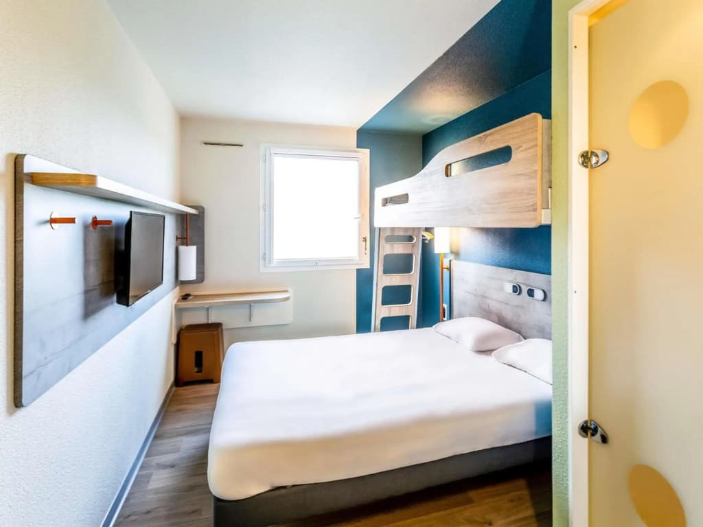 ibis budget Pertuis Portes du Luberon - Photo 2