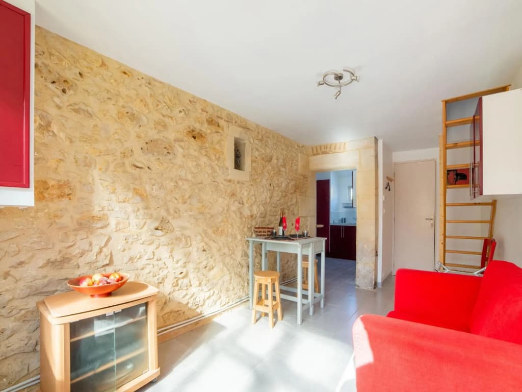 Cosy Holiday Home in Bergerac With Terrace - Miniature 6