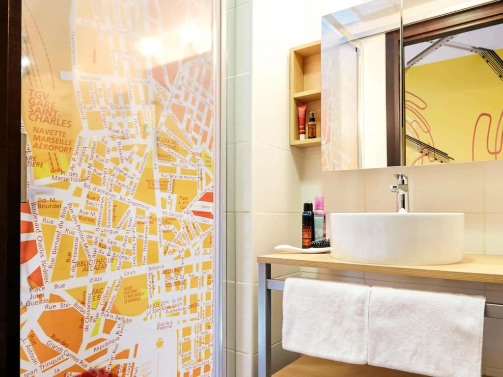 ibis Styles Marseille Gare Saint-Charles - Miniature 8