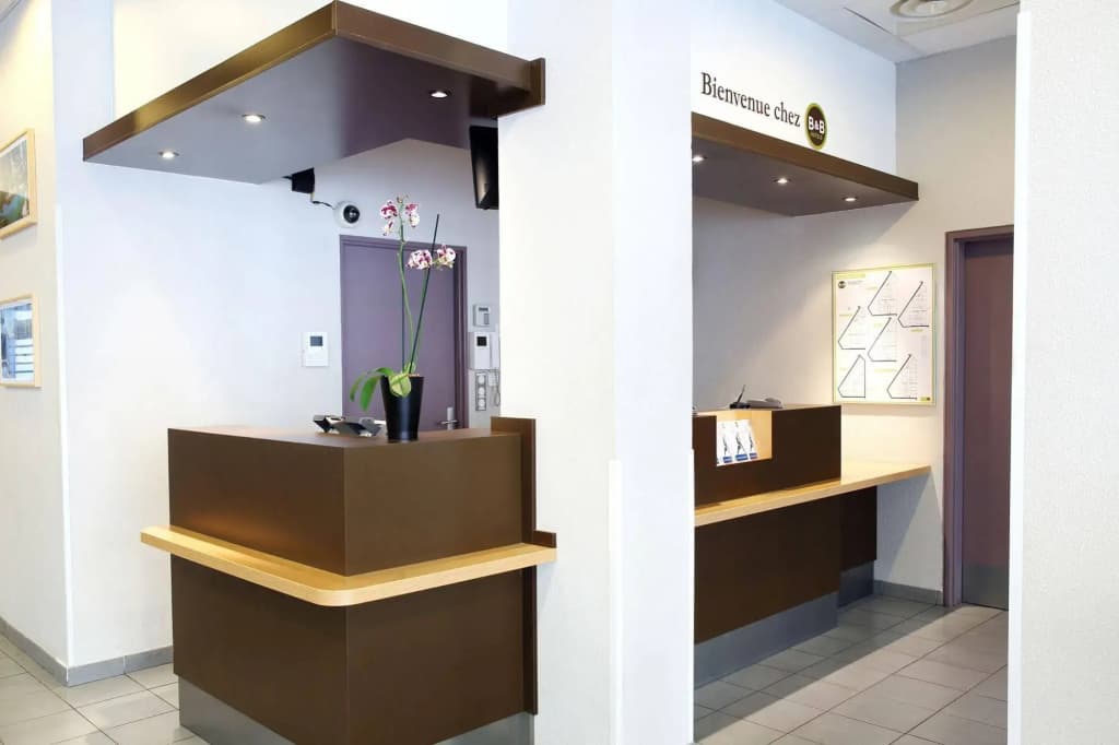 B&B HOTEL Marseille Centre La Joliette - Photo 2
