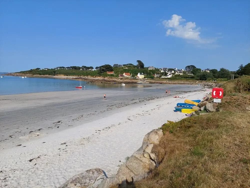 Beachfront Apartment in Plouguerneau - Photo 5