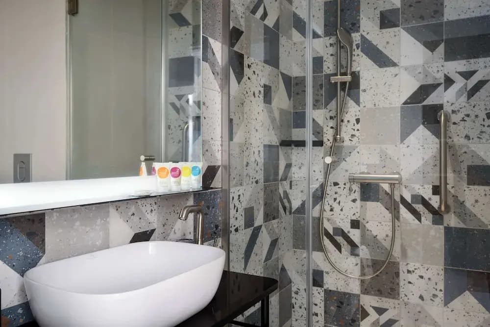 Hyatt Place Rouen - Miniature 7