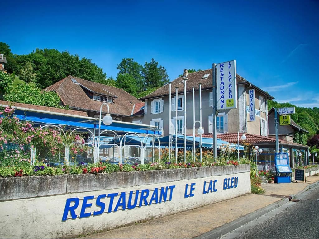 Hostellerie du Lac Bleu - Photo 1