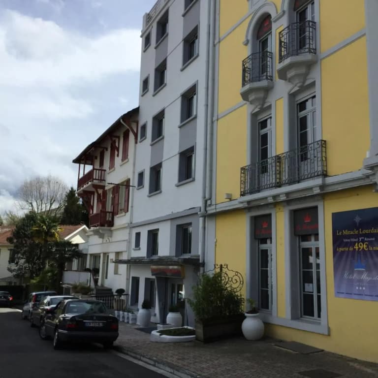 Le Petit Majestic - Photo 2