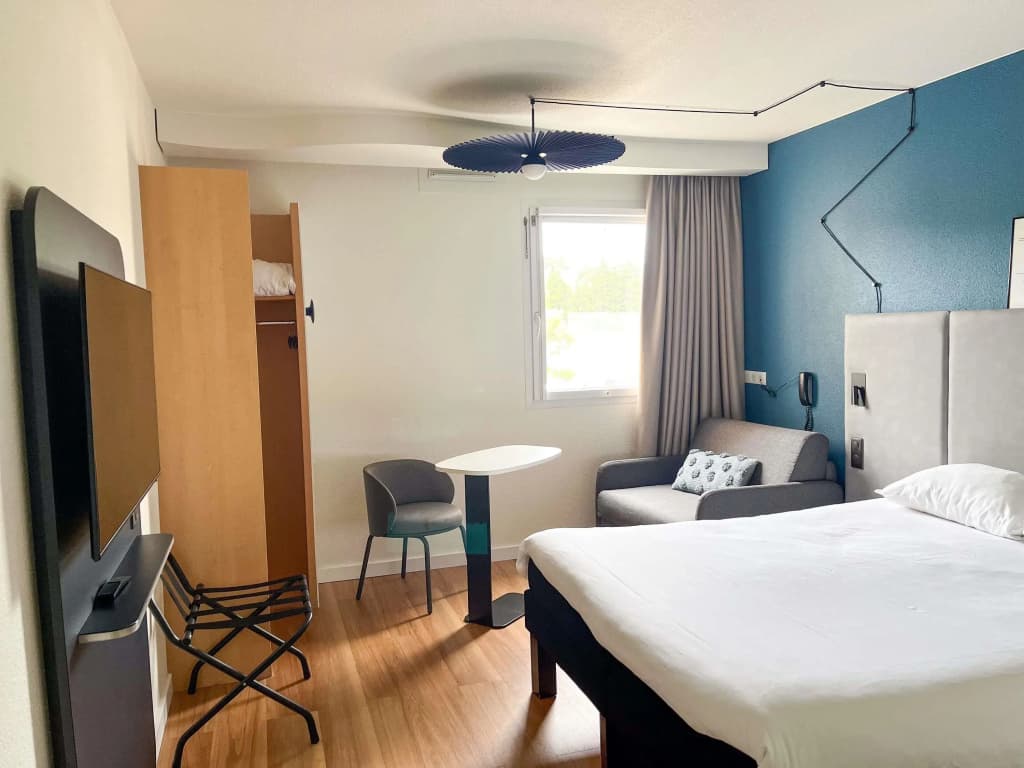 ibis Martigues - Photo 2
