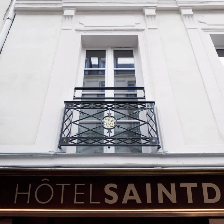 Hotel Saint Dominique - Photo 1