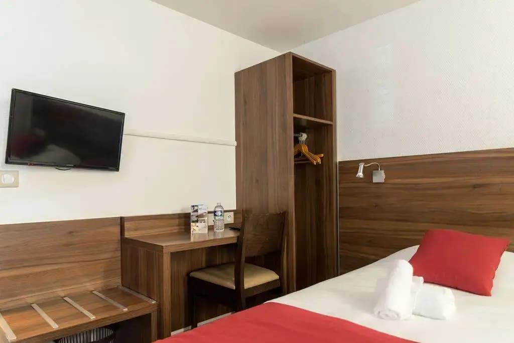 Brit Hotel Plaisance - Photo 4
