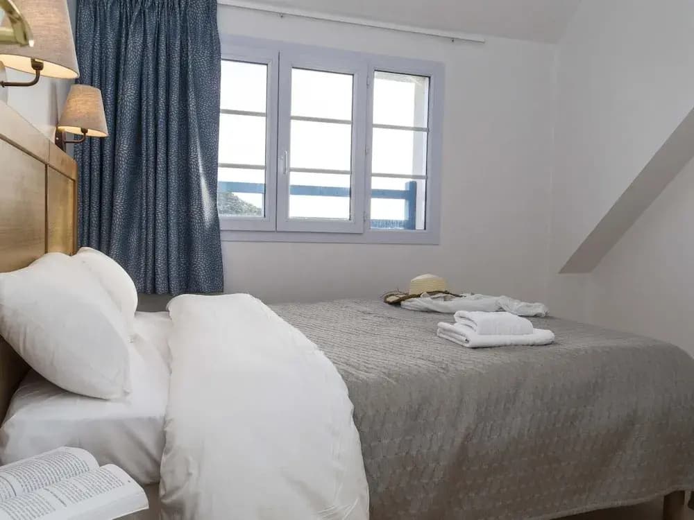 Apartment in Tregastel Near Renote Island - Photo 2
