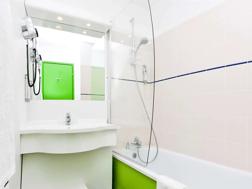 Ibis Styles Sarrebourg Hotel - Miniature 8