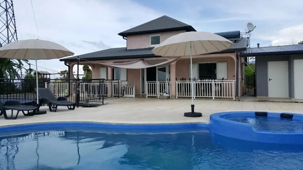Villa With 8 Bedrooms in Saint-benoît, With Wonderful sea View, Privat - Miniature 8