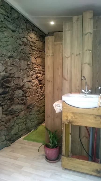 Chambre privée en campagne - Miniature 6