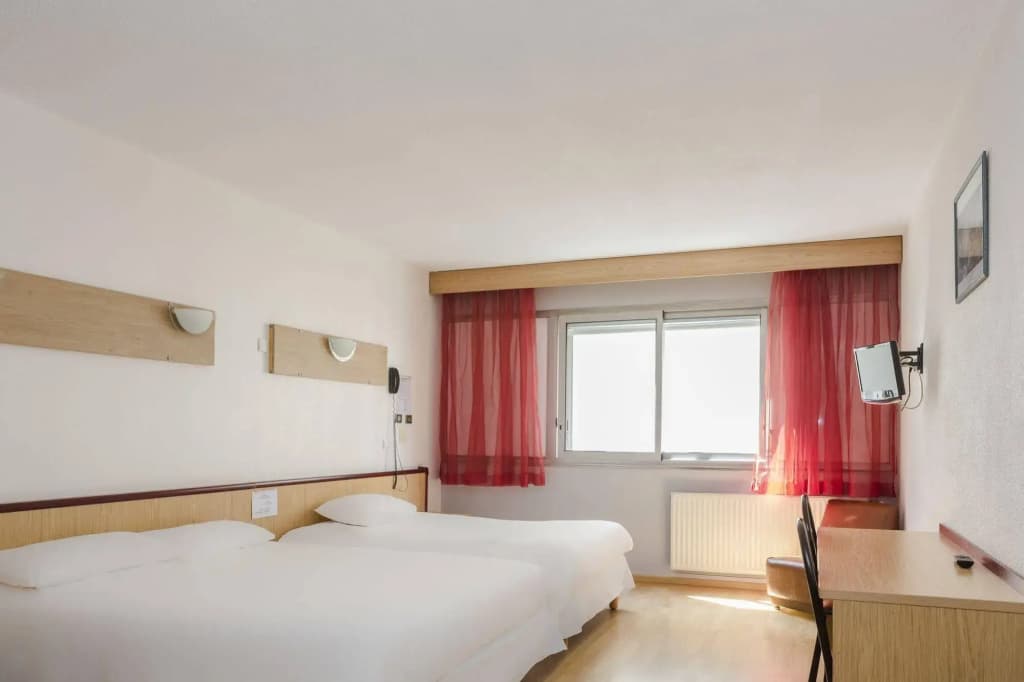 Kyriad Direct Grenoble - Miniature 6