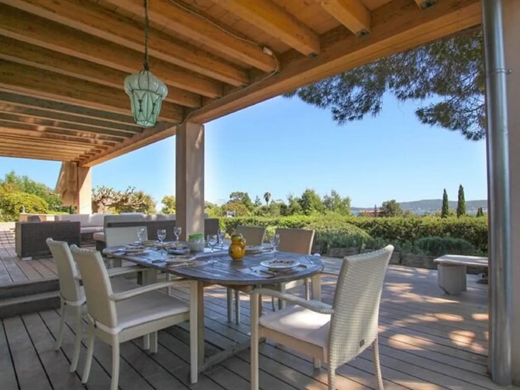 Serene Holiday Home in Grimaud With Private Pool - Photo 3