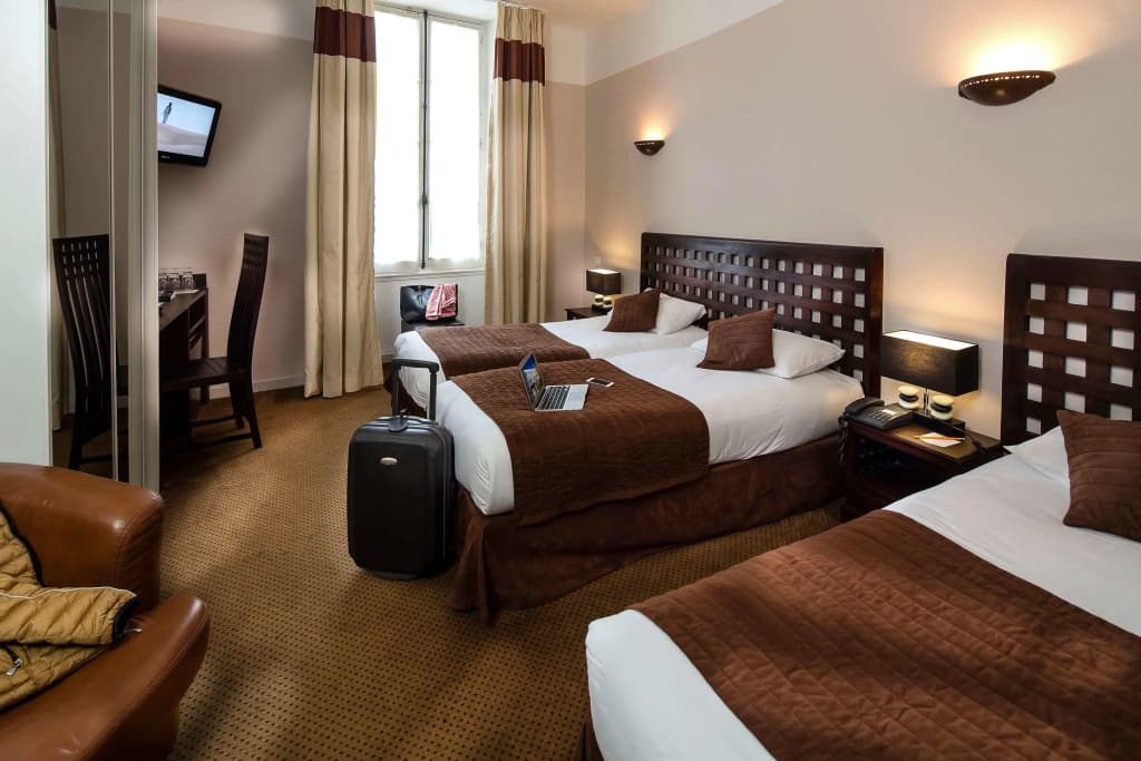 Best Western Le Comtadin - Miniature 7
