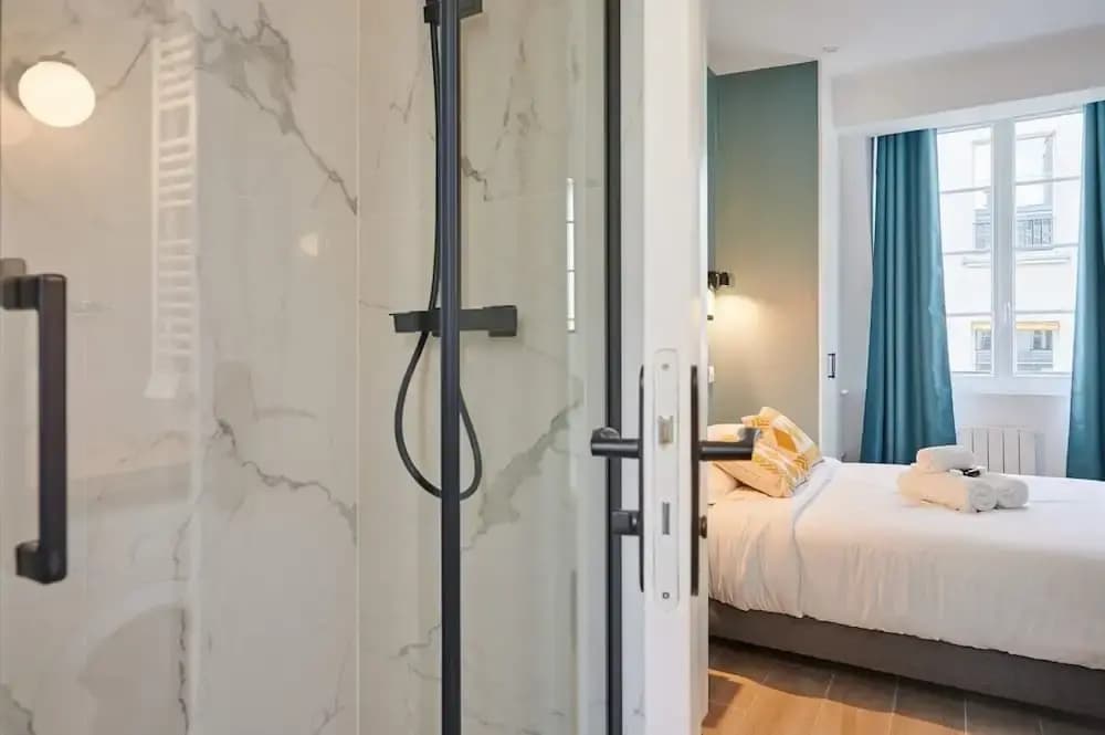 Sublime and new Appartment in Center of Paris - Photo 3