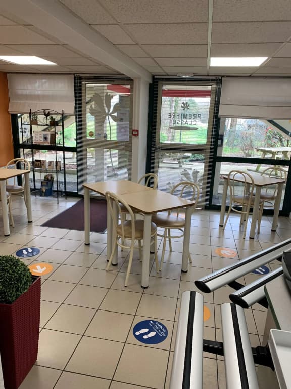 Premiere Classe Orléans Nord - Saran - Miniature 8