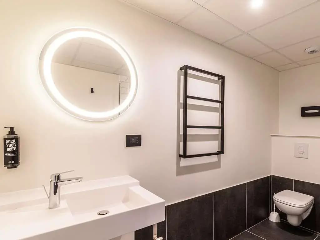 Ibis Roquebrune Cap Martin - Miniature 8