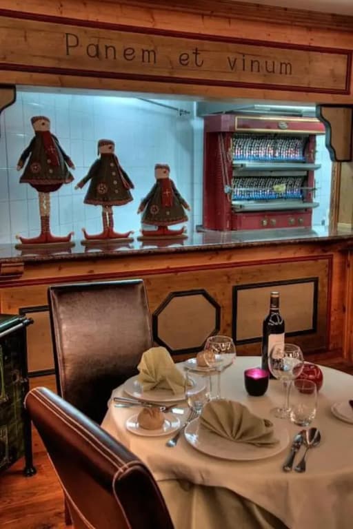 Hôtel Les Suites du Montana by Les Etincelles - Miniature 8