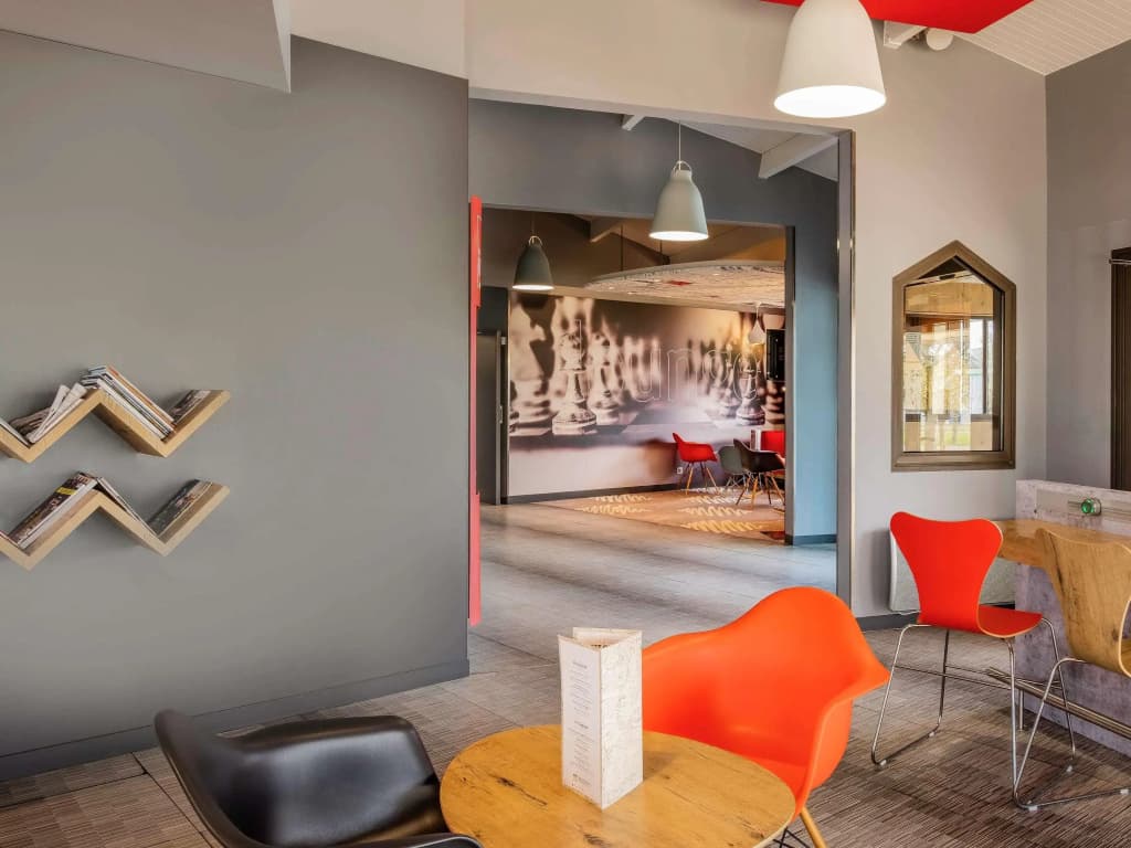 Ibis Amboise - Photo 4