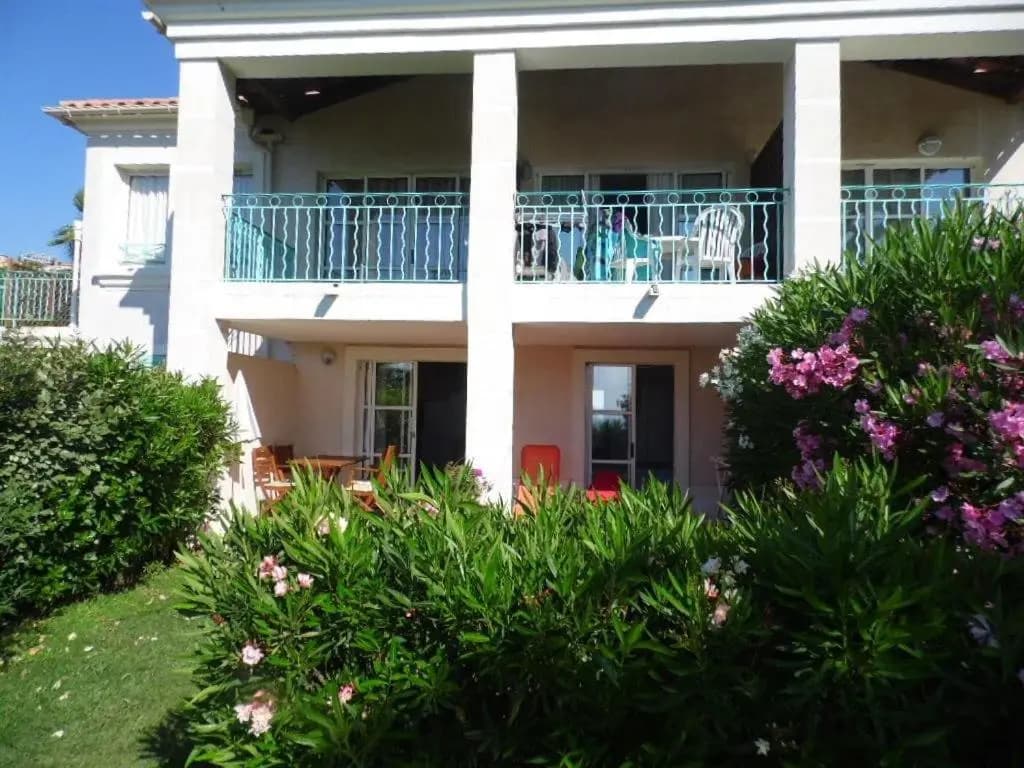 Garden Level for 5 People with Sea View - Photo 1