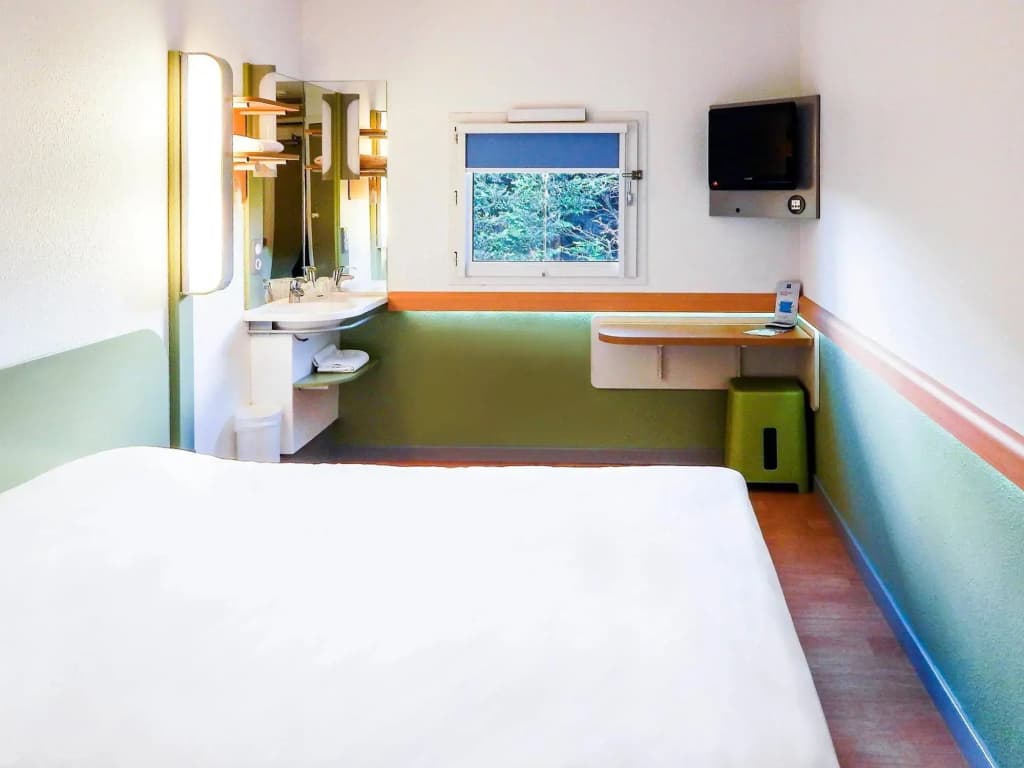 ibis budget Clermont Ferrand Sud - Photo 3