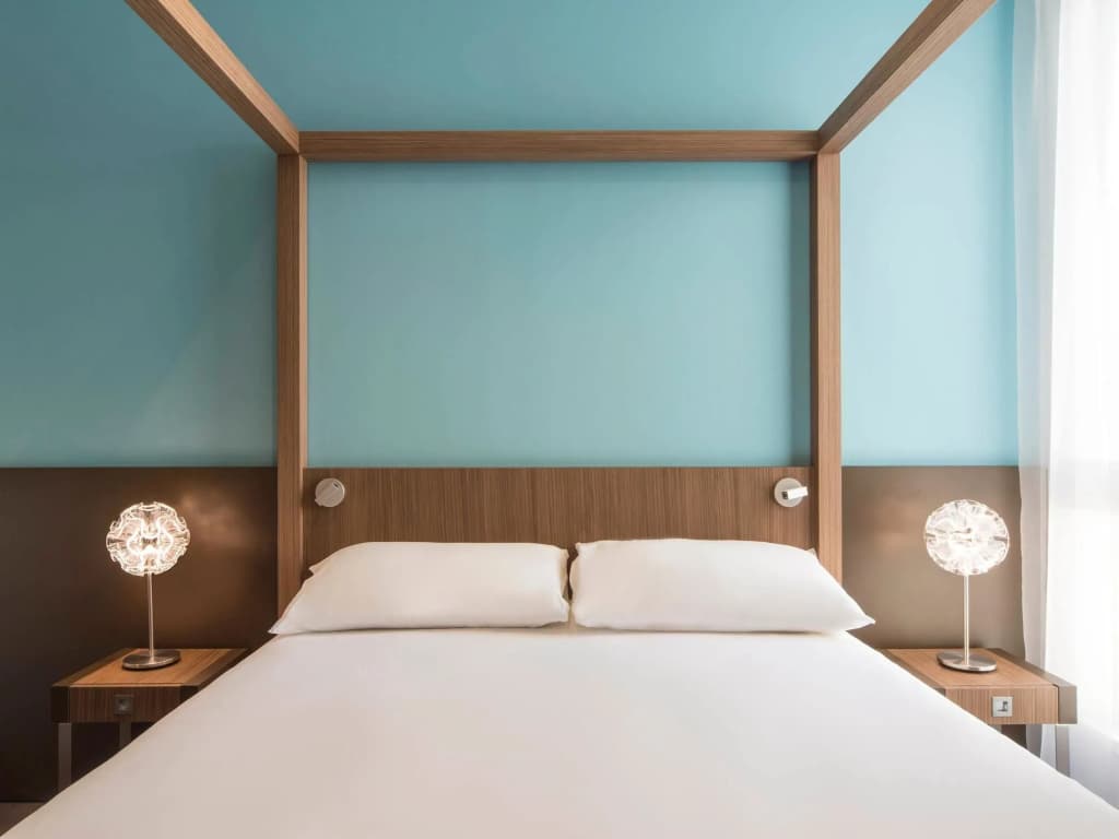 ibis Styles La Rochelle Centre Vieux Port - Photo 3