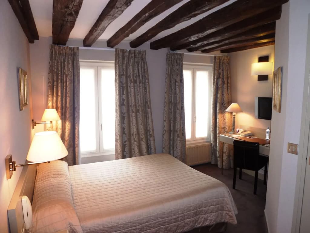 Hotel la Residence du Berry - Photo 2
