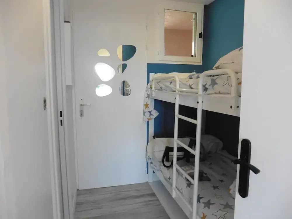 Studio in Sainte-maxime Near Sandy Beaches - Photo 1