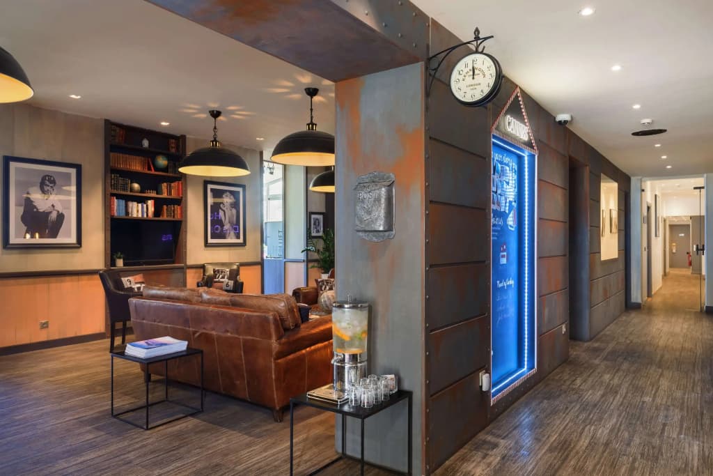 Best Western Hotel des Orangers - Photo 2