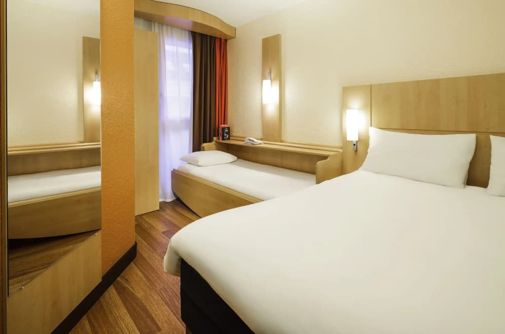 ibis Versailles Château - Photo 4