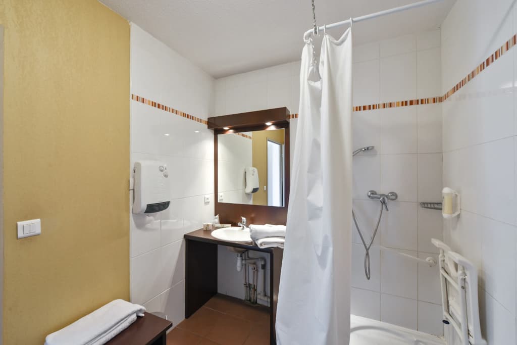Comfort Aparthotel Six-Fours - Miniature 7