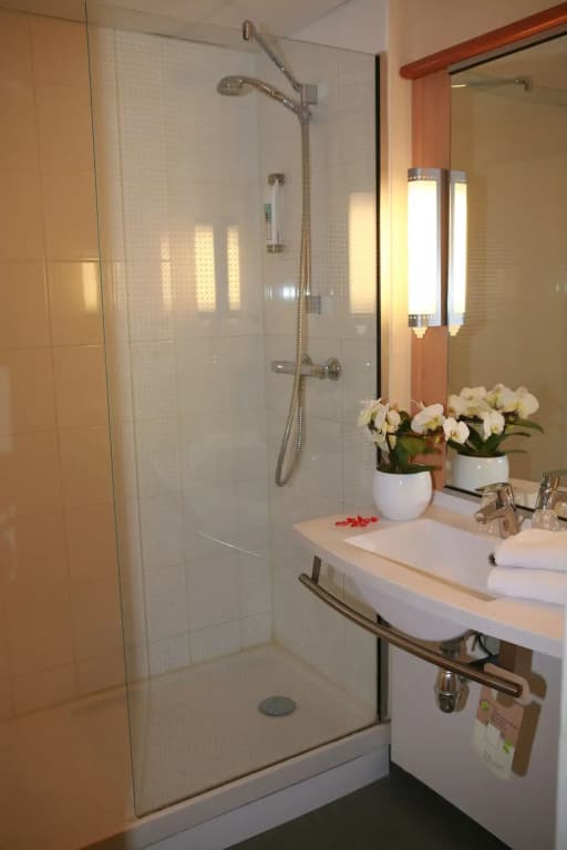 ibis Chateauroux - Miniature 7