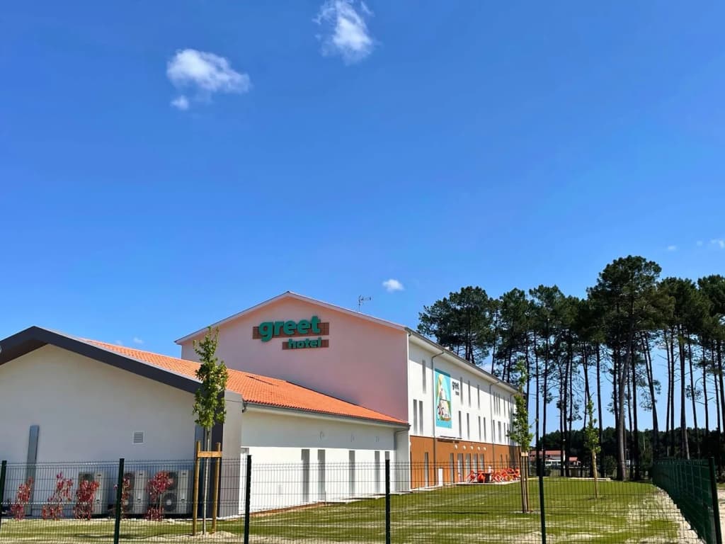 greet hotel Castets Coeur des Landes - Photo 1