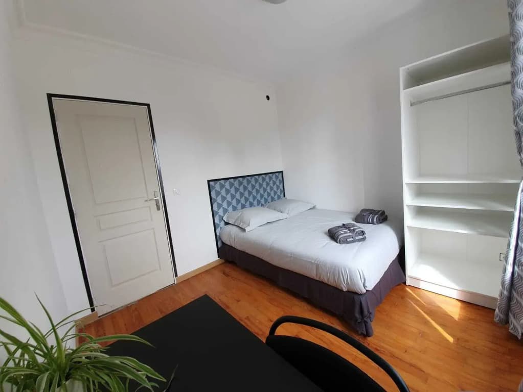 NancyRoom - Photo 2