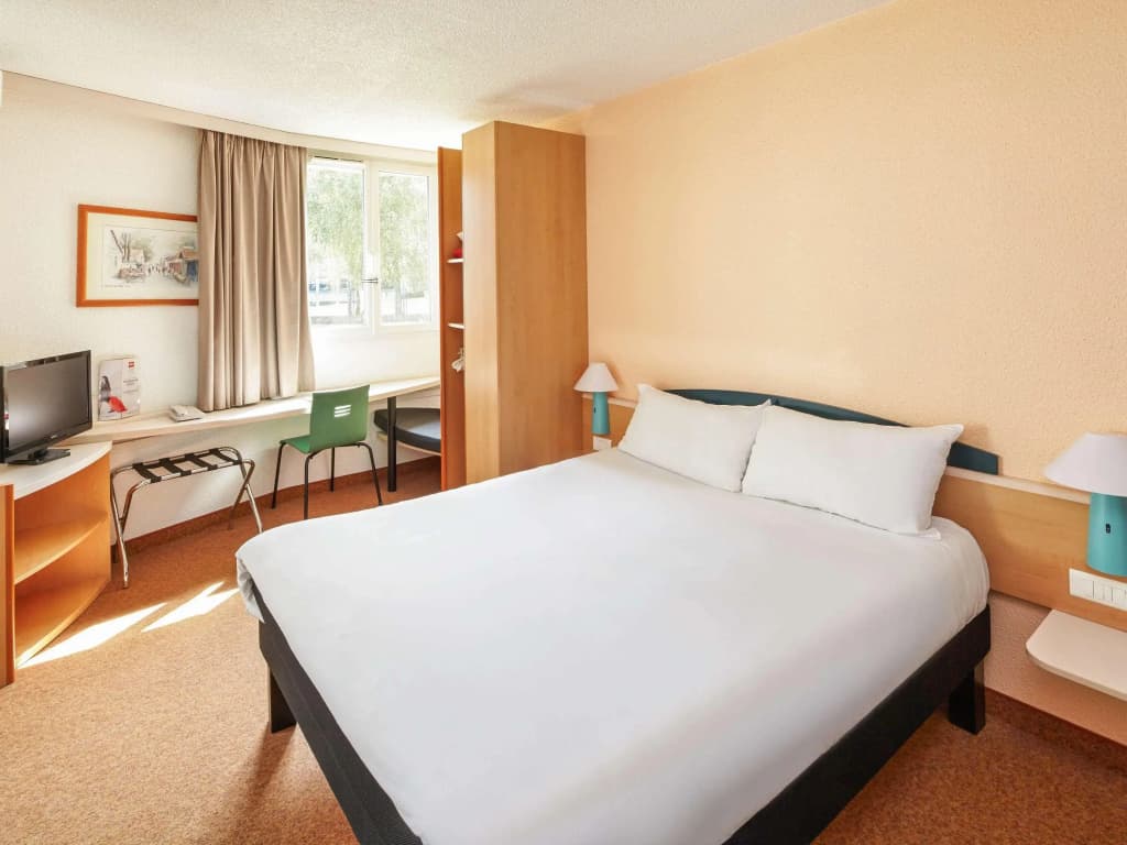 ibis Chartres Ouest Luce - Photo 3