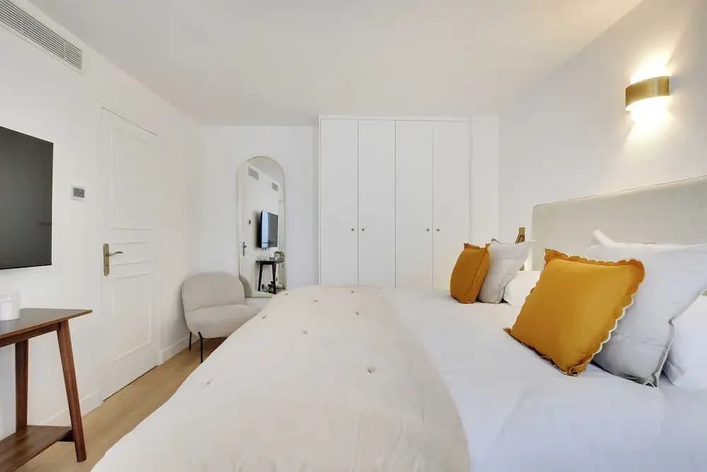 Superb Apartment With Ac-1br/2p-le Marais - Photo 2