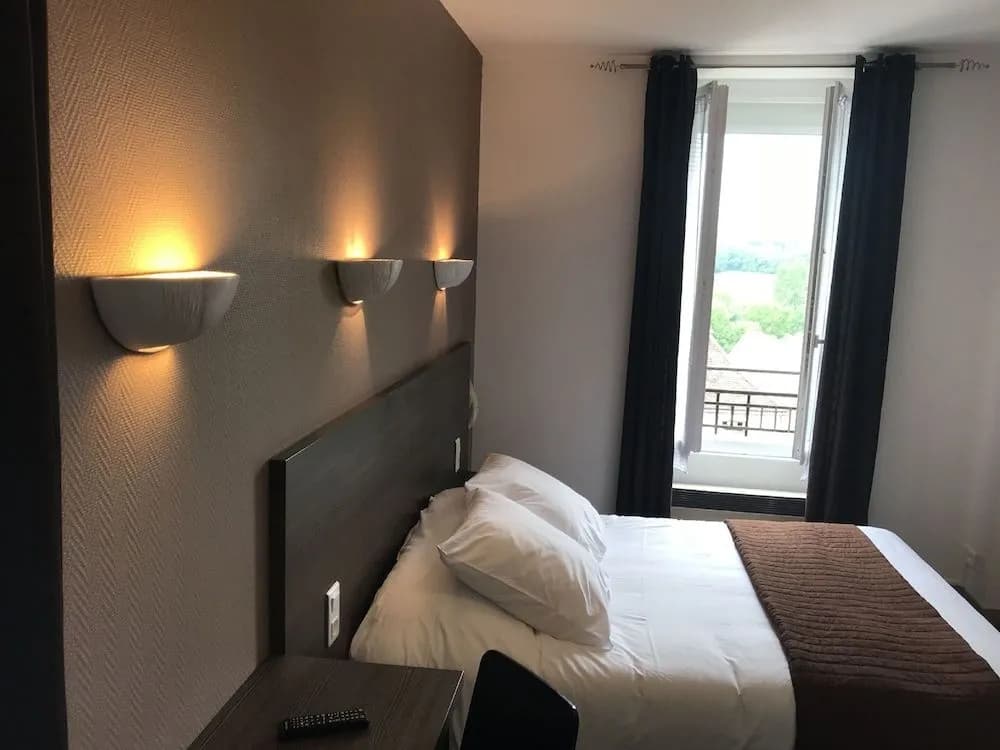Hotel du Chateau - Photo 2