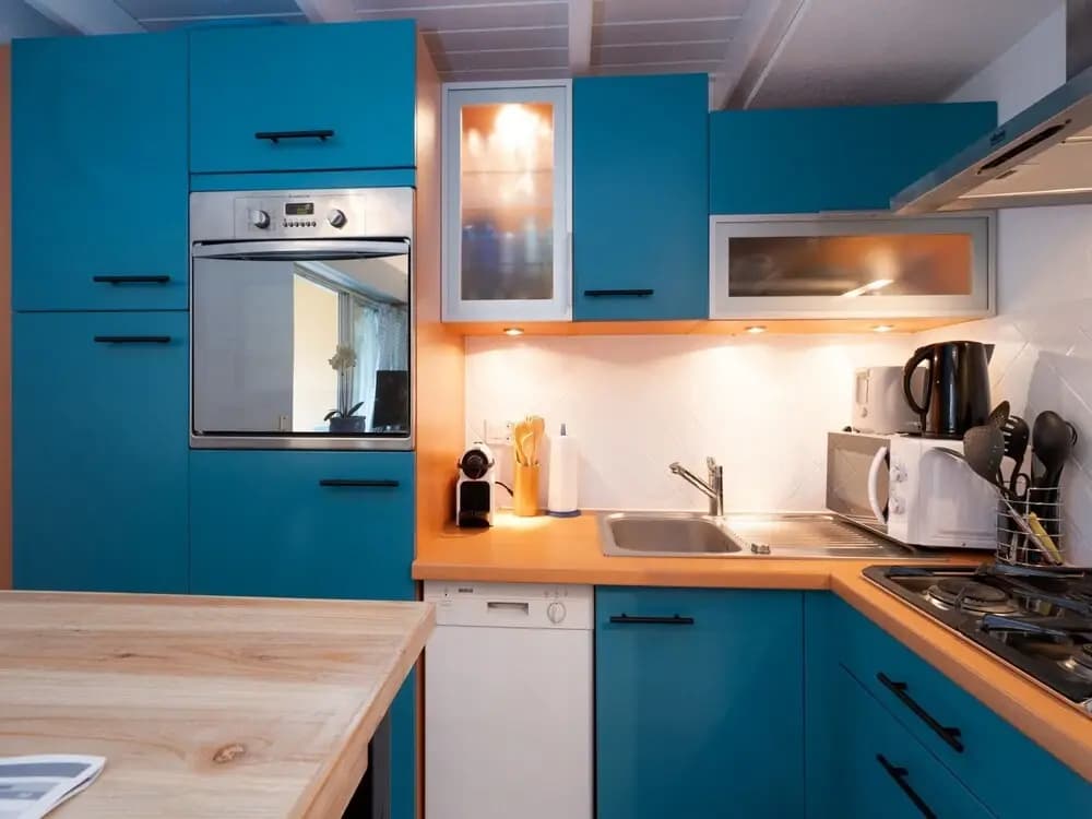 Stylish Seaside Stay in Agde - Photo 5