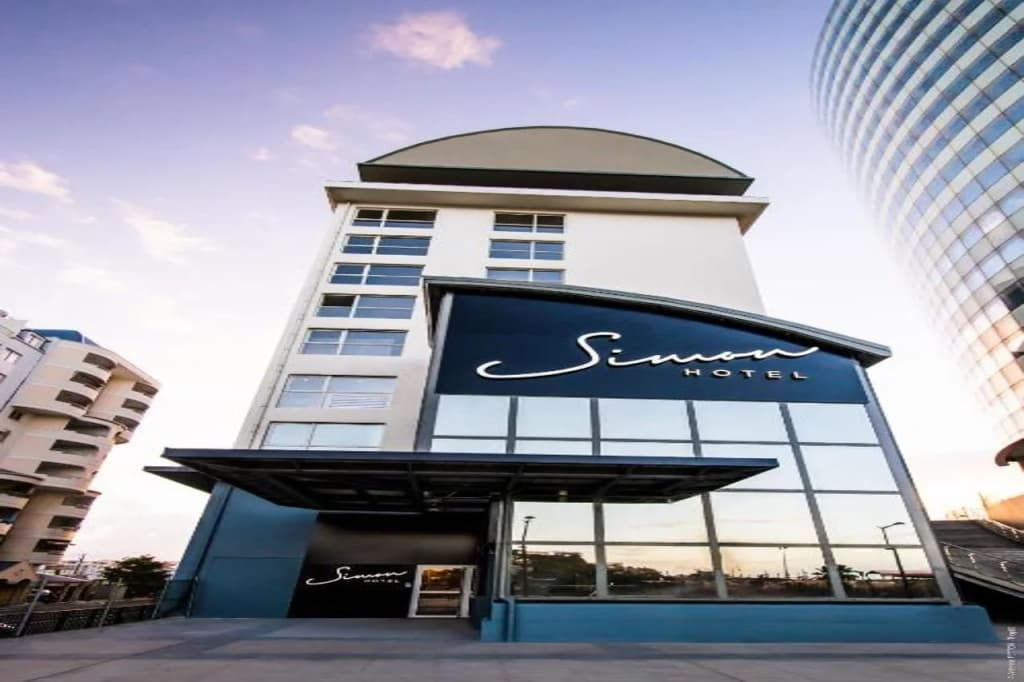 Simon Hotel - Photo 1