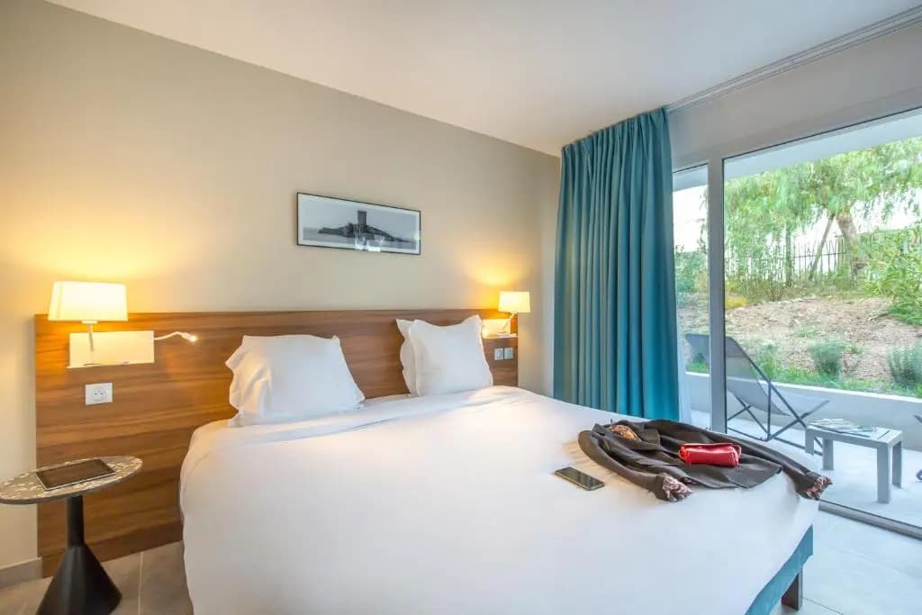 SOWELL HOTELS La Plage - Miniature 4