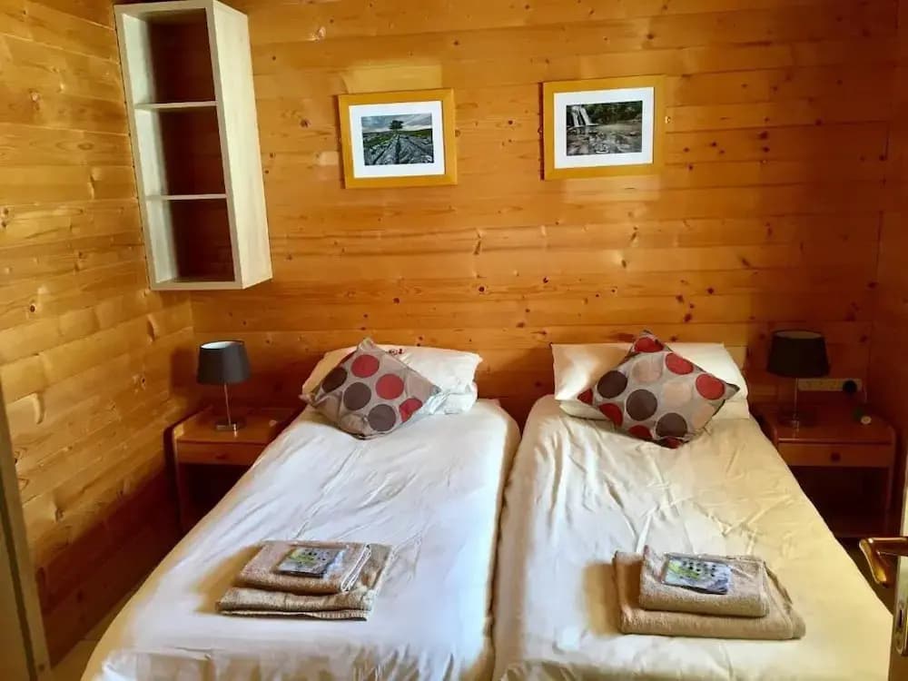 Mountain Chalet - Photo 2