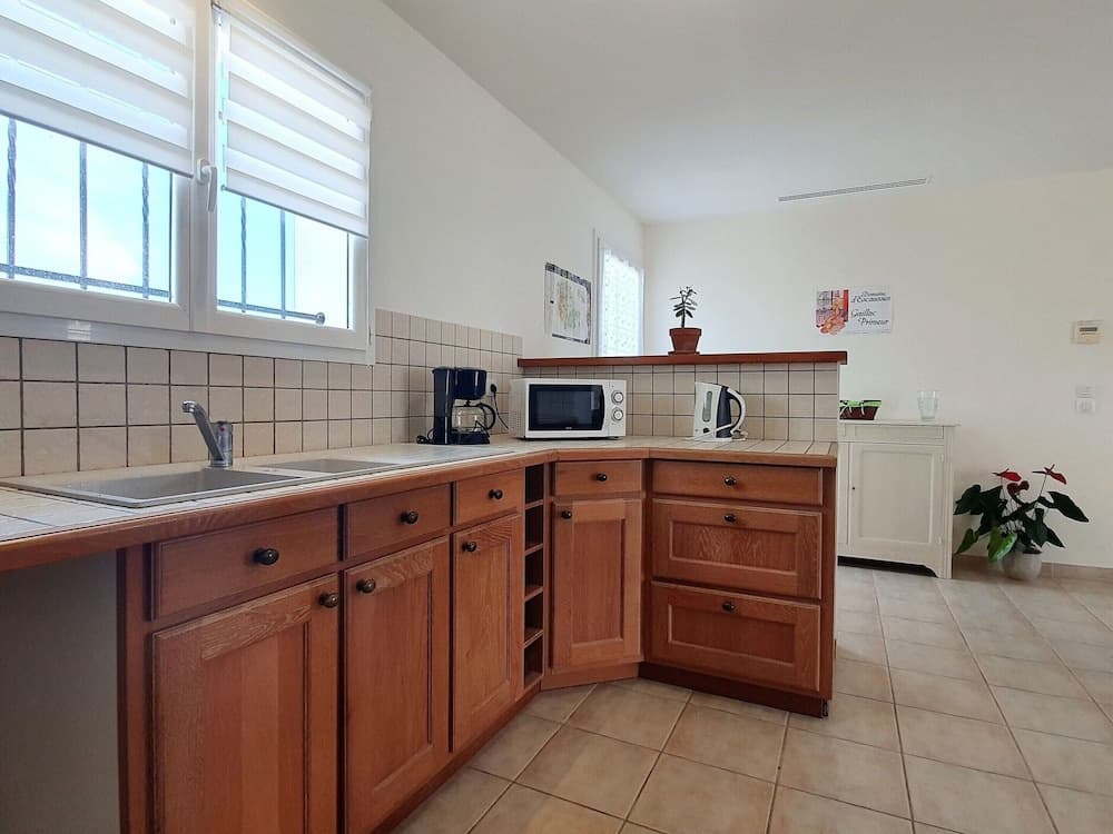 Spacious Holiday Home in Aigues Vives - Miniature 6
