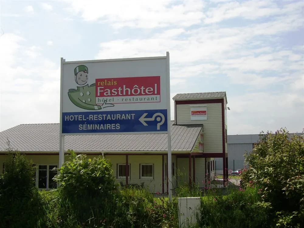Enzo Hotels Quimperle By Kyriad Direct - Photo 1