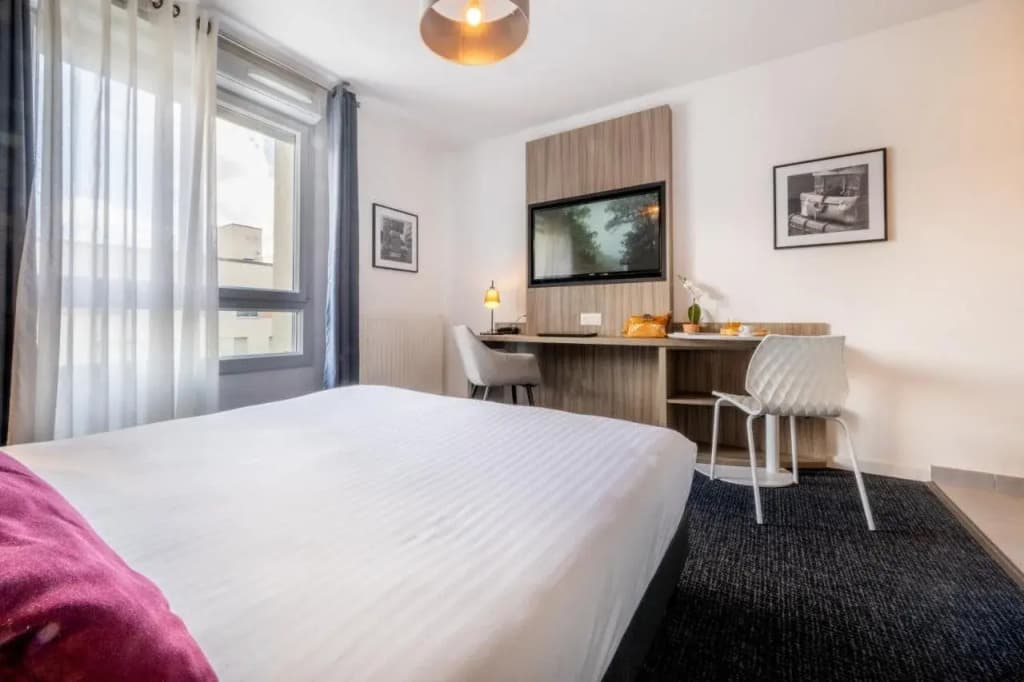 Nemea Appart Hotel Grand Coeur Nancy Centre - Photo 2