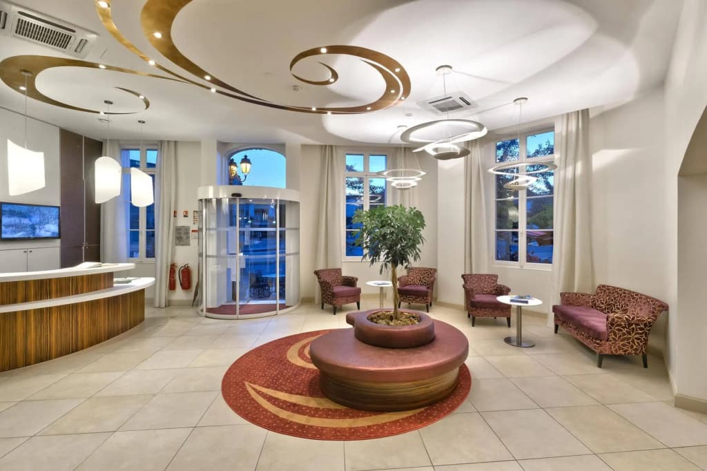 Hôtel François Premier - Photo 2