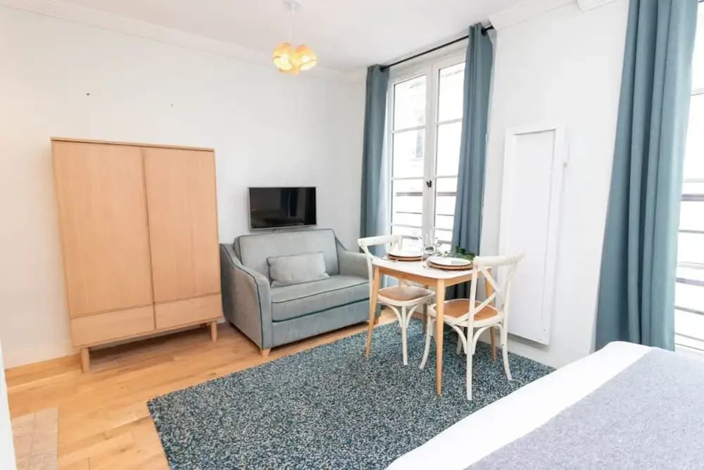 Superb and New Studio in the Center of Paris - Miniature 7