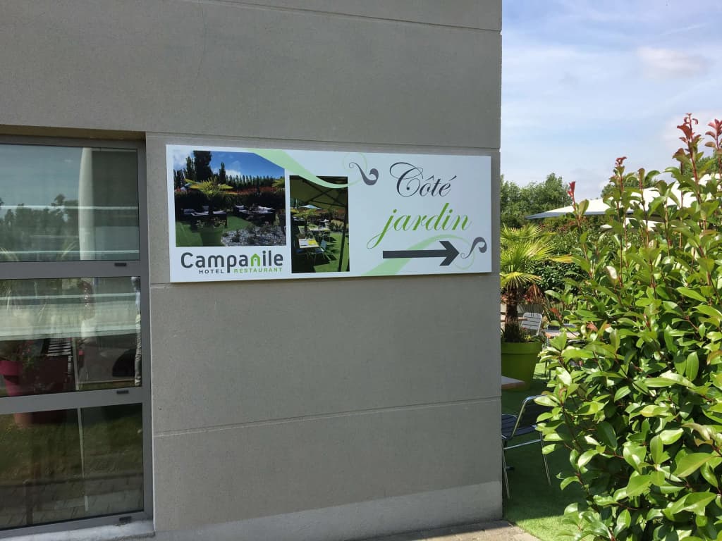Campanile Roissy - Aéroport CDG - Le Mesnil Amelot - Photo 1