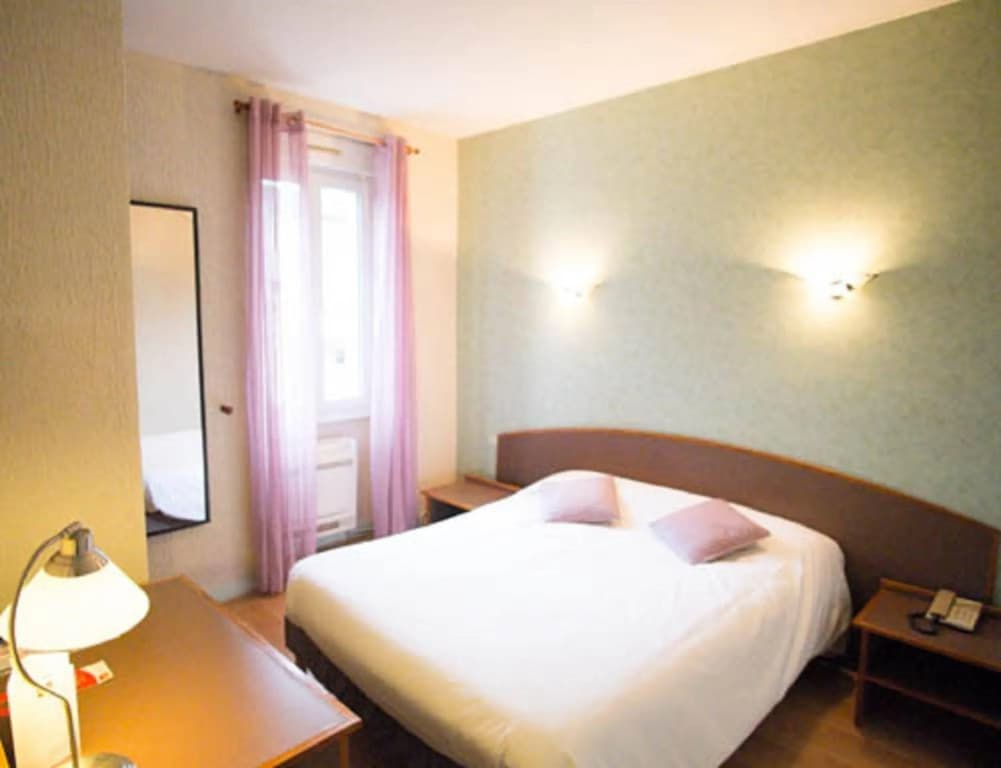 Brit Hotel Dijon Centre Gare - Photo 3