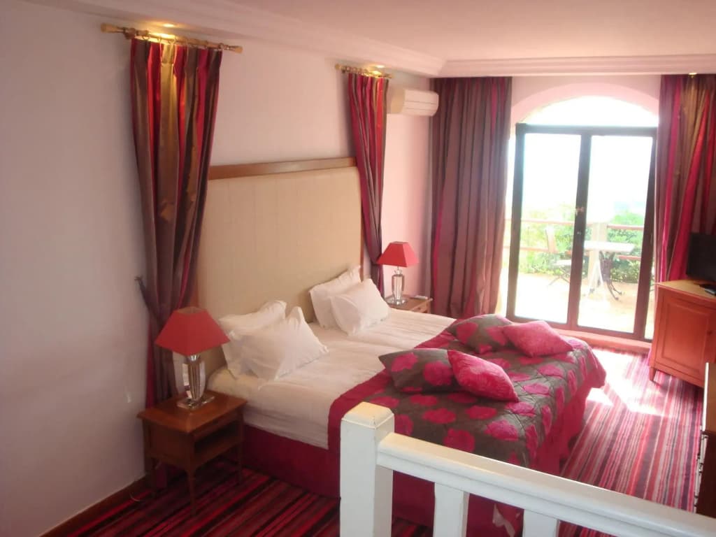 Hostellerie Le Baou - Miniature 2