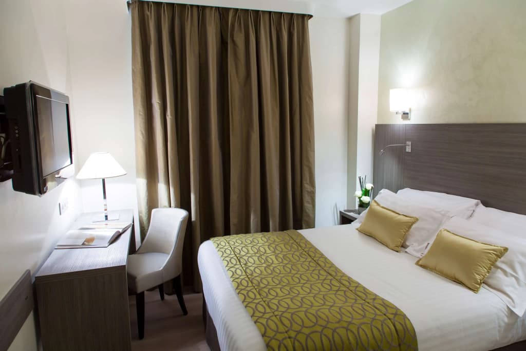 Best Western Plus Hotel Carlton - Photo 5